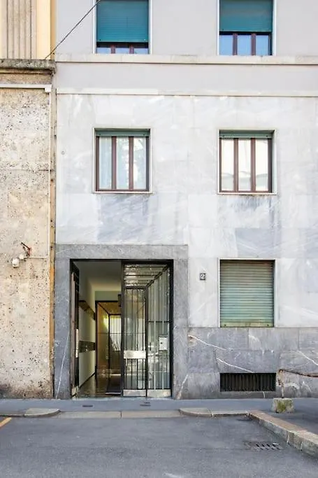 Porta Venezia - Duomo - Elegant Suite Μιλάνο 0*,
