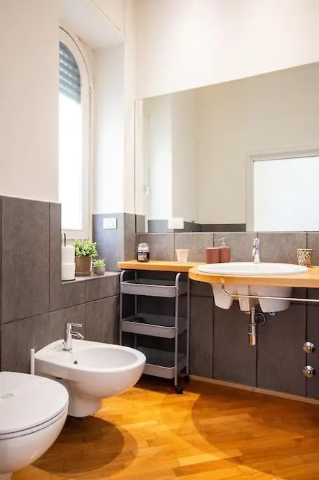 Διαμέρισμα Porta Venezia - Duomo - Elegant Suite Μιλάνο